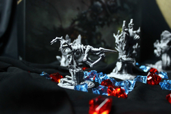 Осквернённый Грааль. Короли краха. Встречи в искаженье