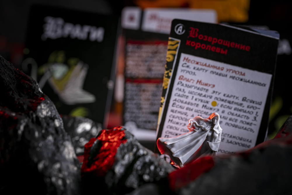 Хеллбой. Нимуэ, кровавая королева-16269-crowdgames.ru-16