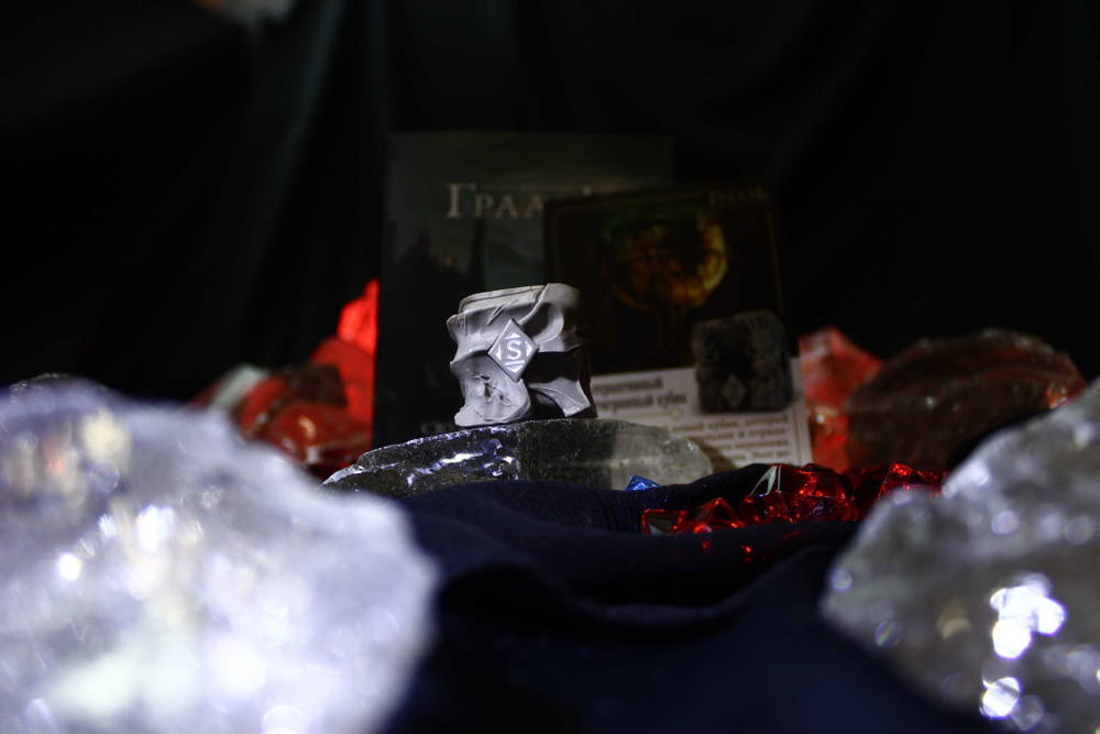 Промонабор кубиков для серии игр «Осквернённый Грааль»